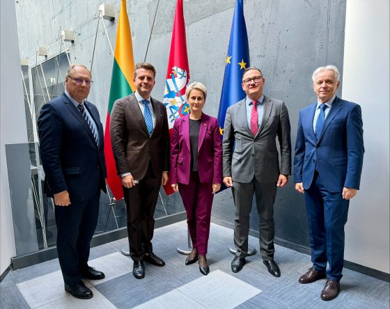 Tęsiamas tarpinstitucinis dialogas – žvalgybos kontrolieriai susitiko su Lietuvos Respublikos generaline prokurore Nida Grunskiene